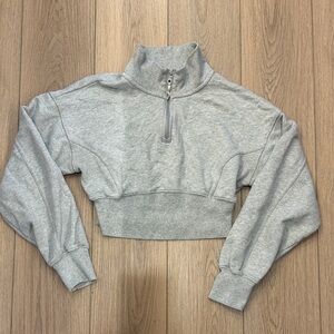 aerie quarter zip size medium